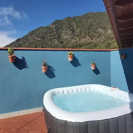 Vakantiehuis La Resbala - Casa Drago *